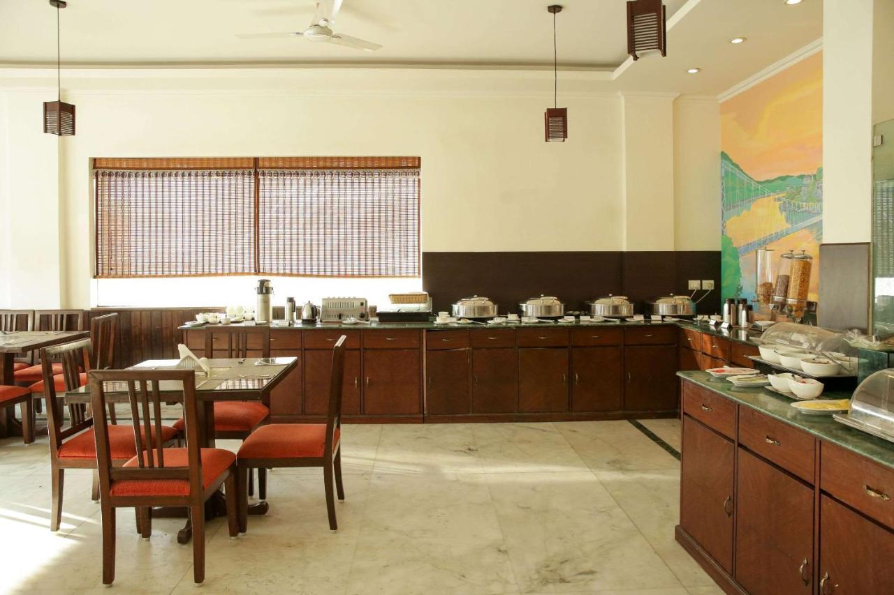 Hotel Dewa Retreat- A Himalayan Boutique Hotel Рішикеш Екстер'єр фото