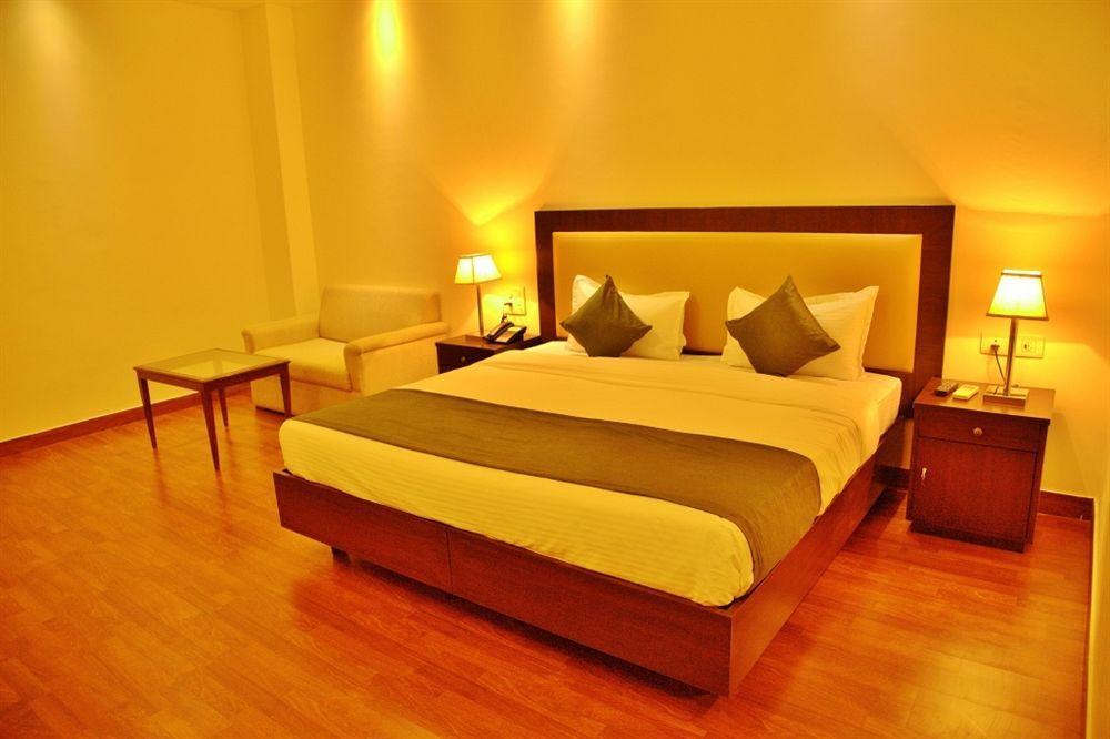 Hotel Dewa Retreat- A Himalayan Boutique Hotel Рішикеш Екстер'єр фото