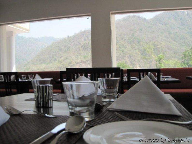 Hotel Dewa Retreat- A Himalayan Boutique Hotel Рішикеш Екстер'єр фото